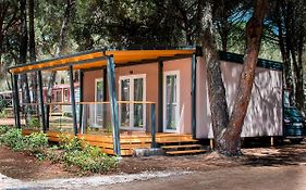 Lux Camp Bi Village, Mobile Home Villa Buba